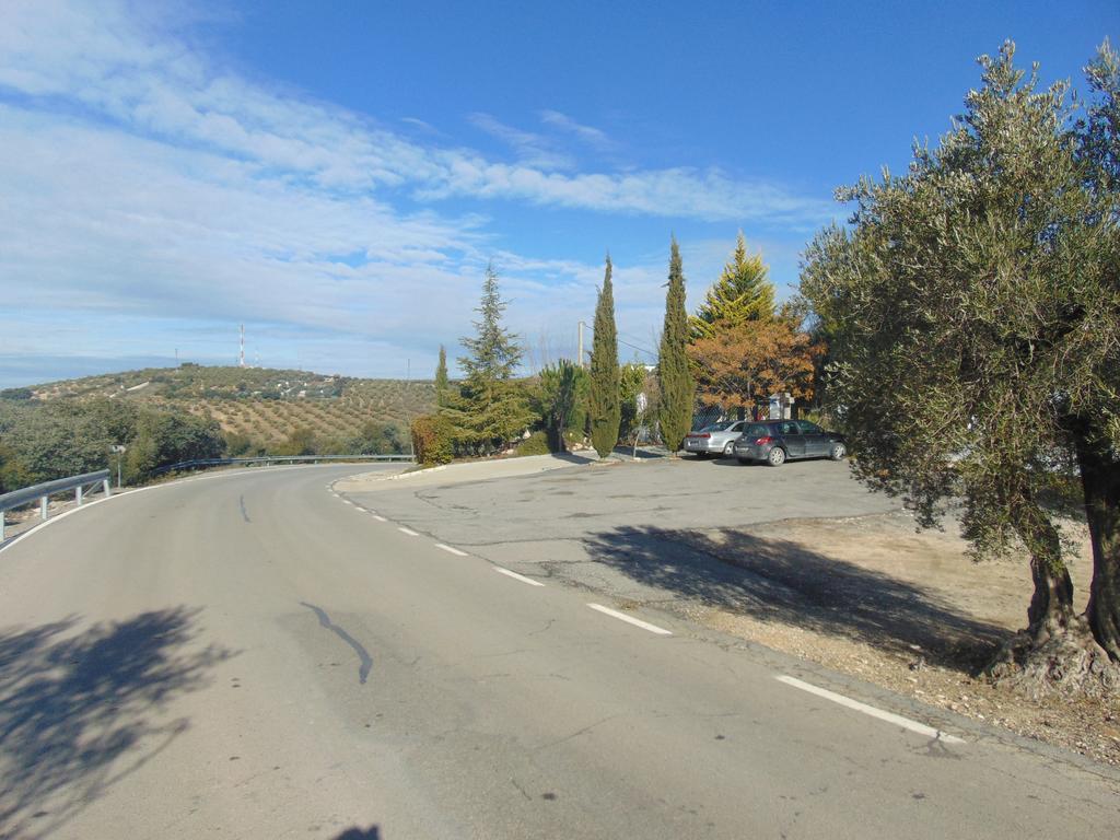 Hotel Sierra De Araceli Люсена Экстерьер фото