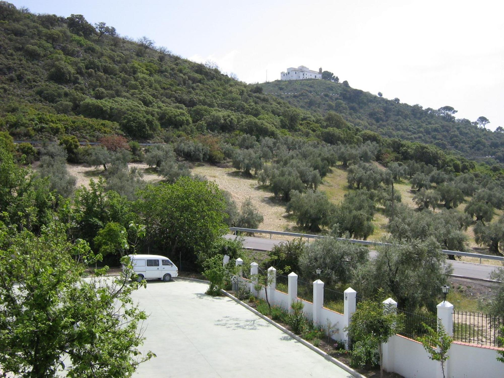 Hotel Sierra De Araceli Люсена Экстерьер фото