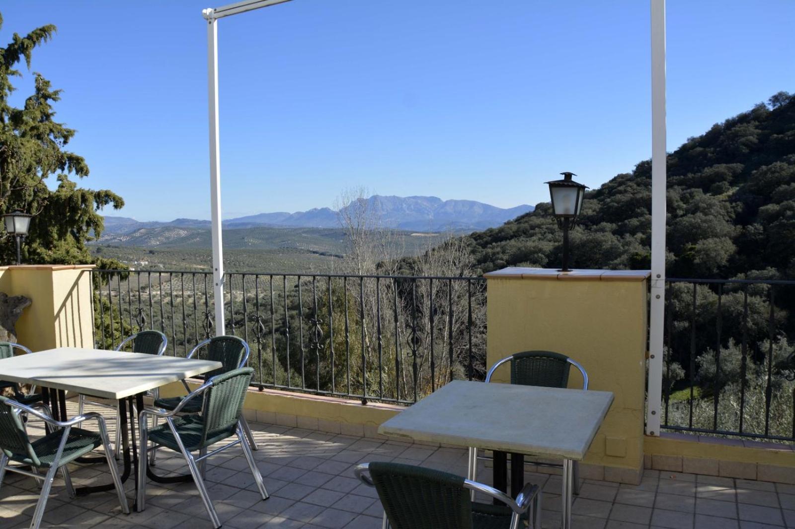 Hotel Sierra De Araceli Люсена Экстерьер фото