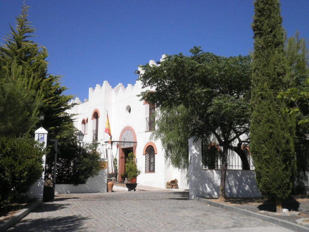 Hotel Sierra De Araceli Люсена Экстерьер фото