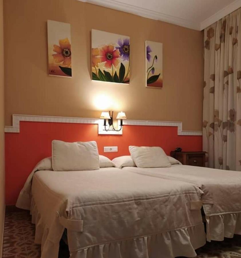 Hotel Sierra De Araceli Люсена Экстерьер фото